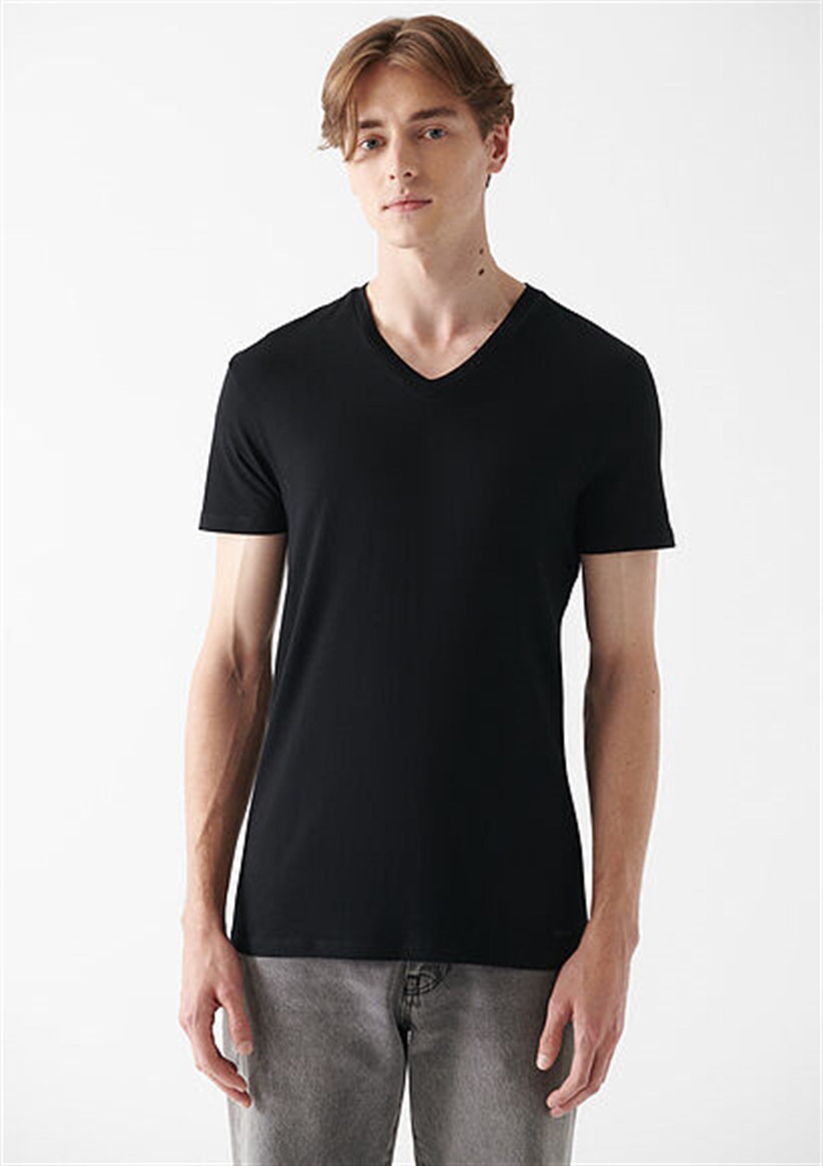 STRETCH V YAKA TİŞÖRT Siyah M061748-900