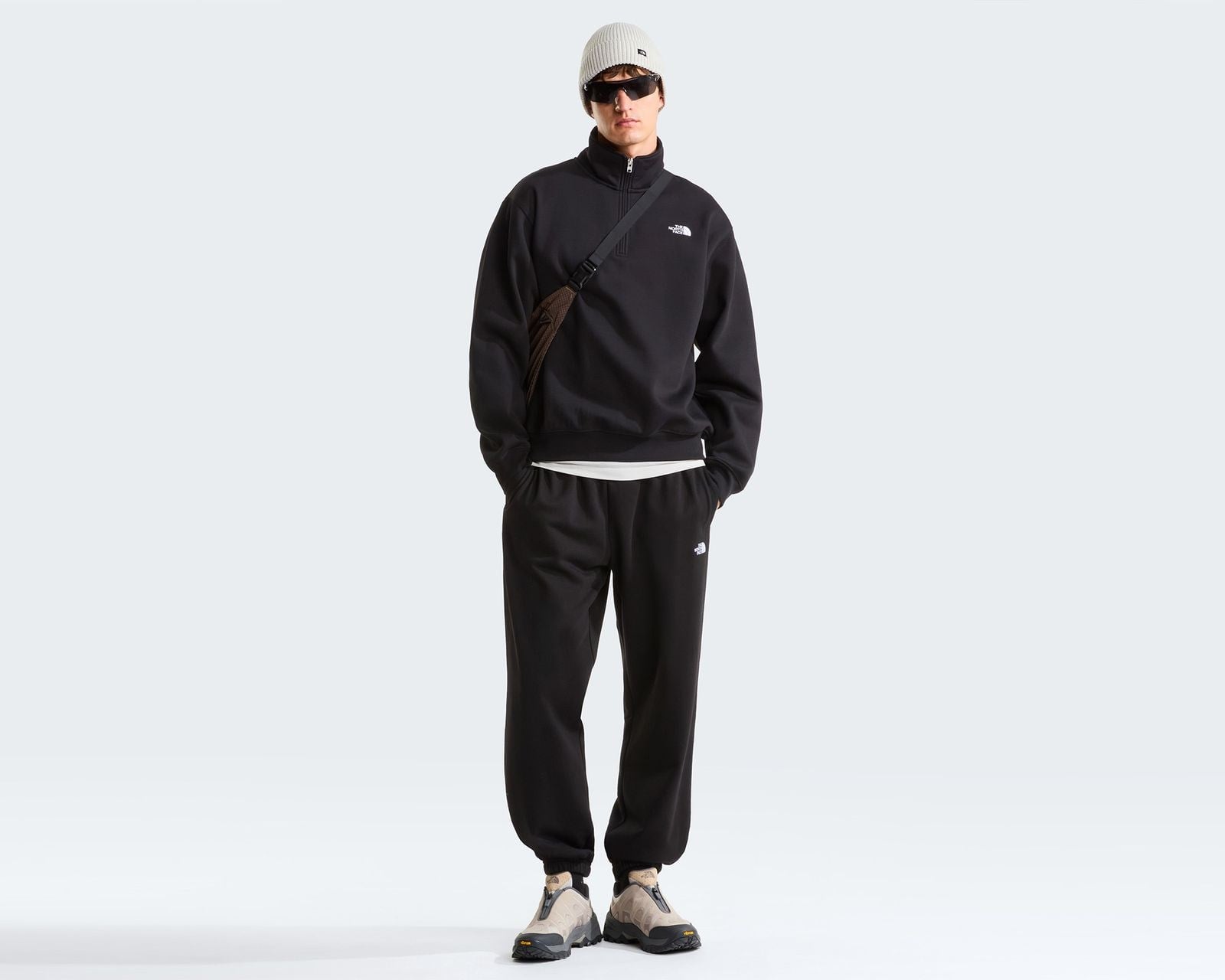 THE NORTH FACE M TNF ESSENTIAL SIMPLE DOME RLX 1/4 ZIP SİYAH NF0A8FD8JK31