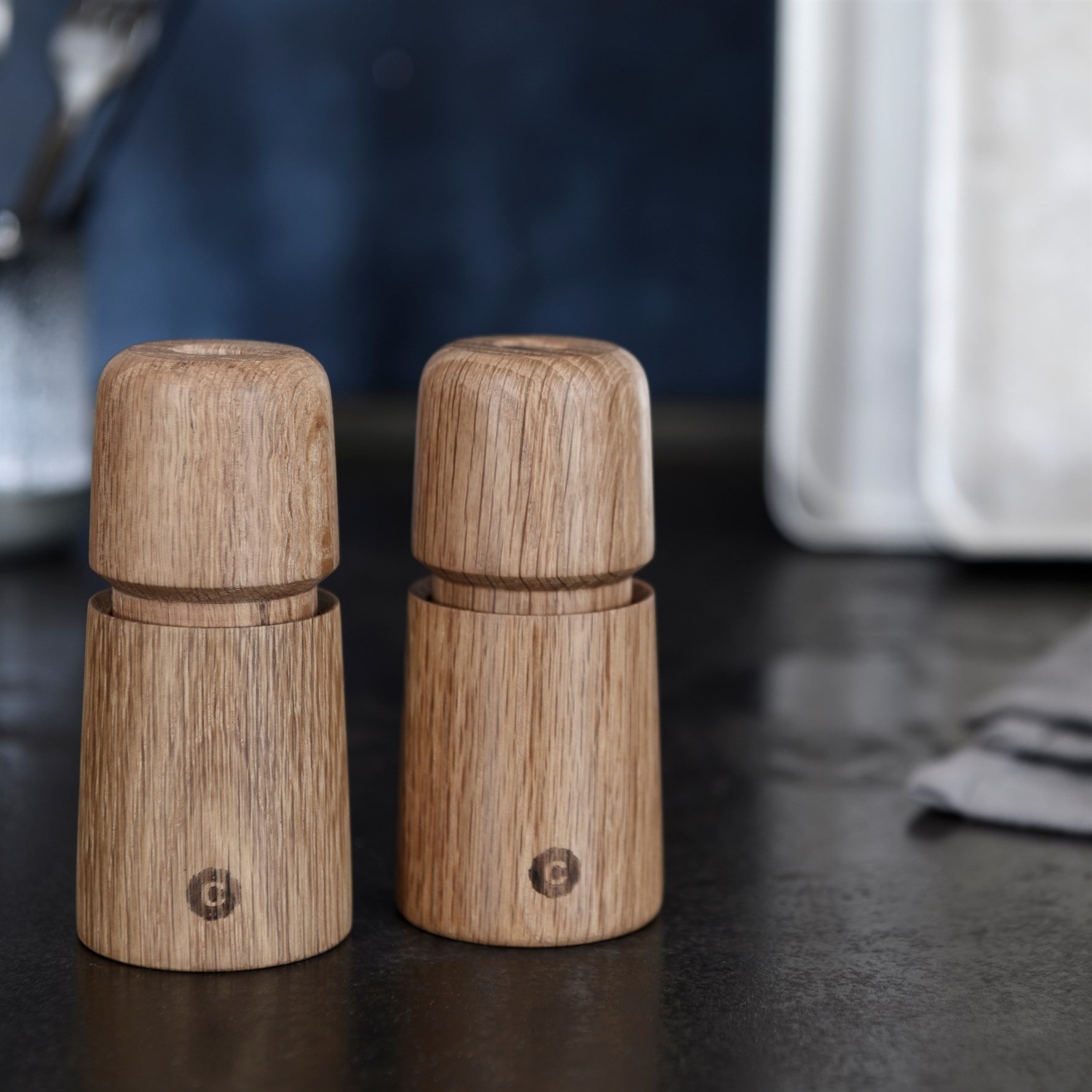 Crush Grınd Stockholm 2 Parça Tuz Ve Karabiber Değirmen Seti 11 Cm - Oak-Meşe Rengi