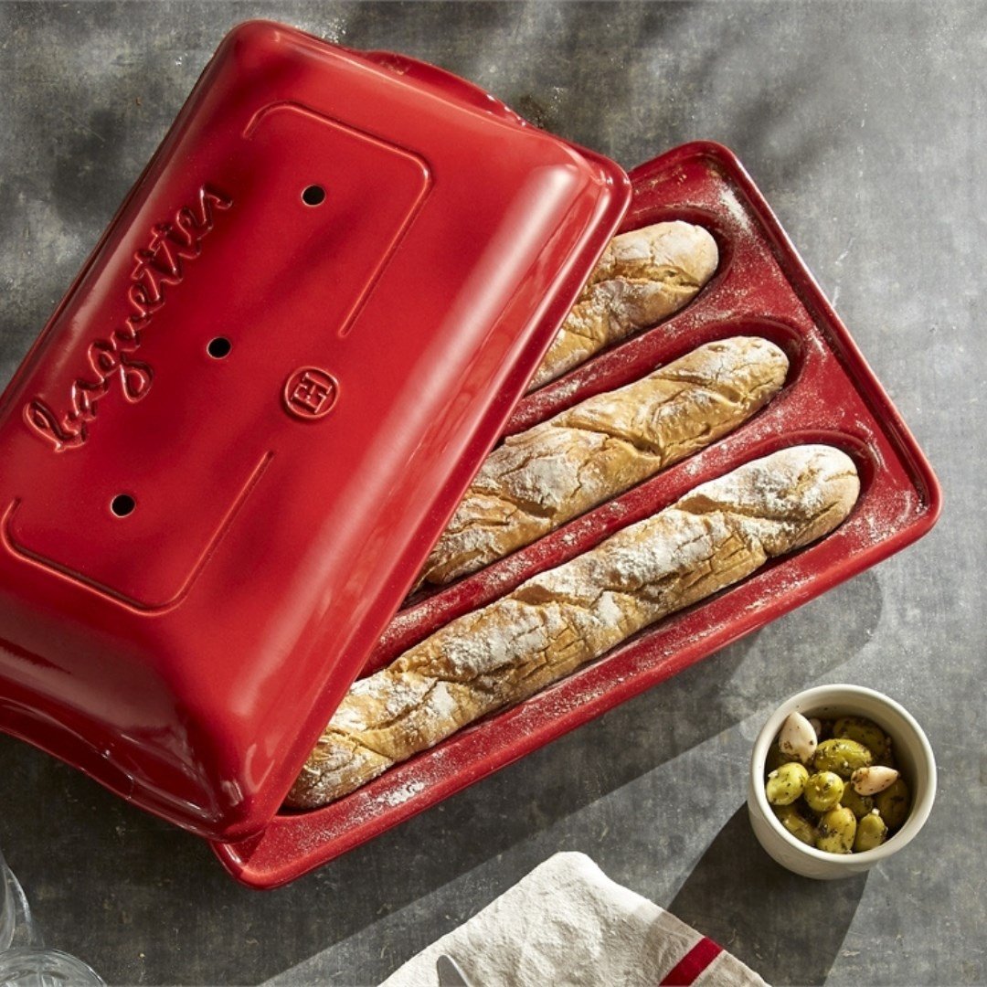 Emile Henry 3 Lü Baget Ekmek Kabı Dikdörtgen 39 X 23 Cm - KırmızıSeramik Fırın Kapları