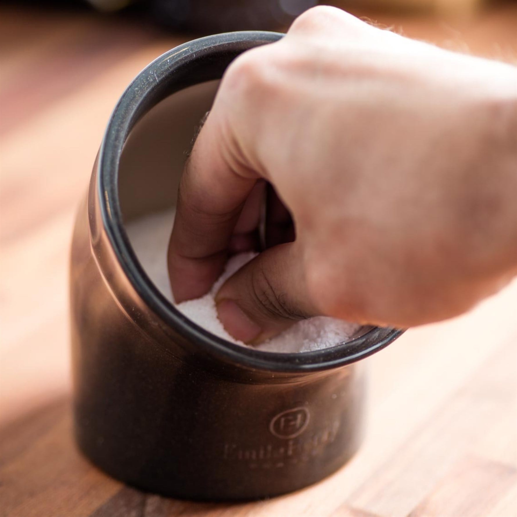 Emile Henry Tuzluk-BaharatlıkYuvarlak Kırmızı/Burgundy -340201