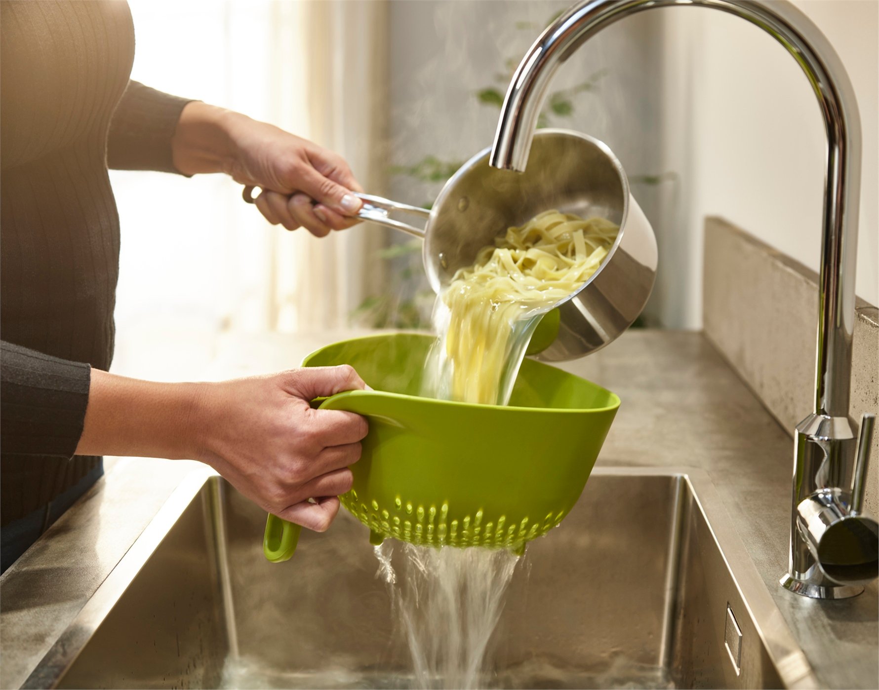 Joseph Joseph Nest Kevgir 2'li Set - Yeşil