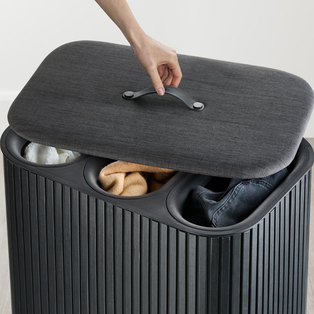 Joseph Joseph Tota 90 L Trio Luxe 3 Bölmeli Çamaşır Ayırma Sepeti - SiyahÇamaşır Sepeti