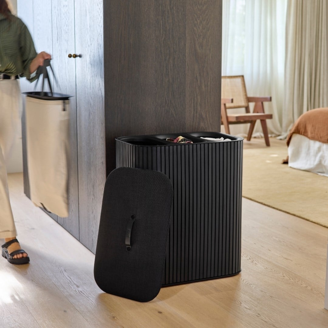 Joseph Joseph Tota 90 L Trio Luxe 3 Bölmeli Çamaşır Ayırma Sepeti - SiyahÇamaşır Sepeti