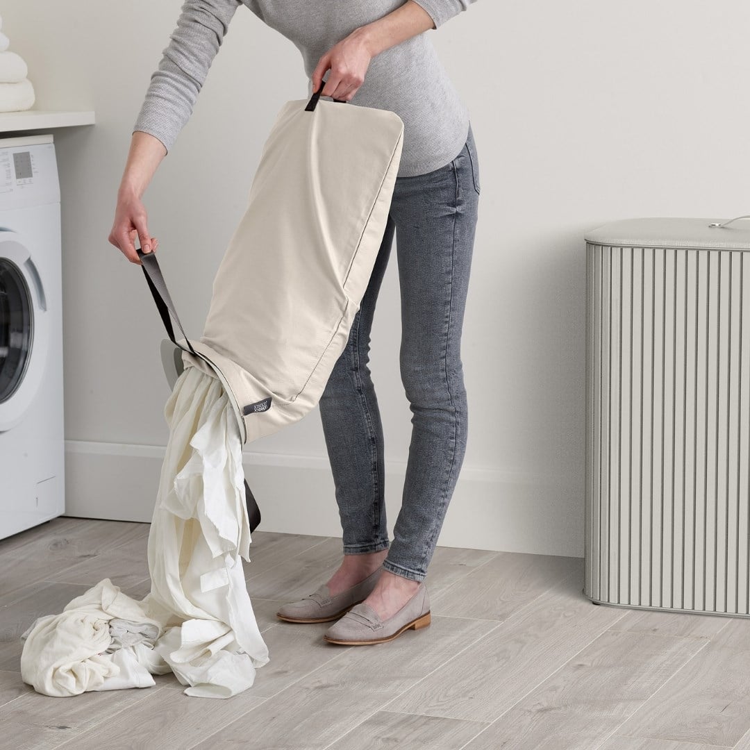Joseph Joseph Tota 90 L Trio Luxe 3 Bölmeli Çamaşır Ayırma Sepeti - EkruÇamaşır Sepeti