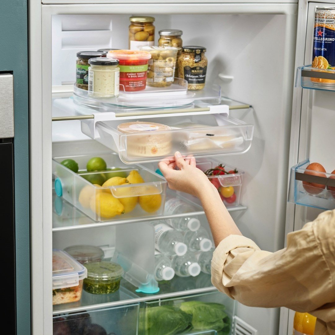Joseph Joseph FridgeStore Buzdolabı  Raf Altı Saklama ÇekmecesiDolap İçi Düzenleyiciler