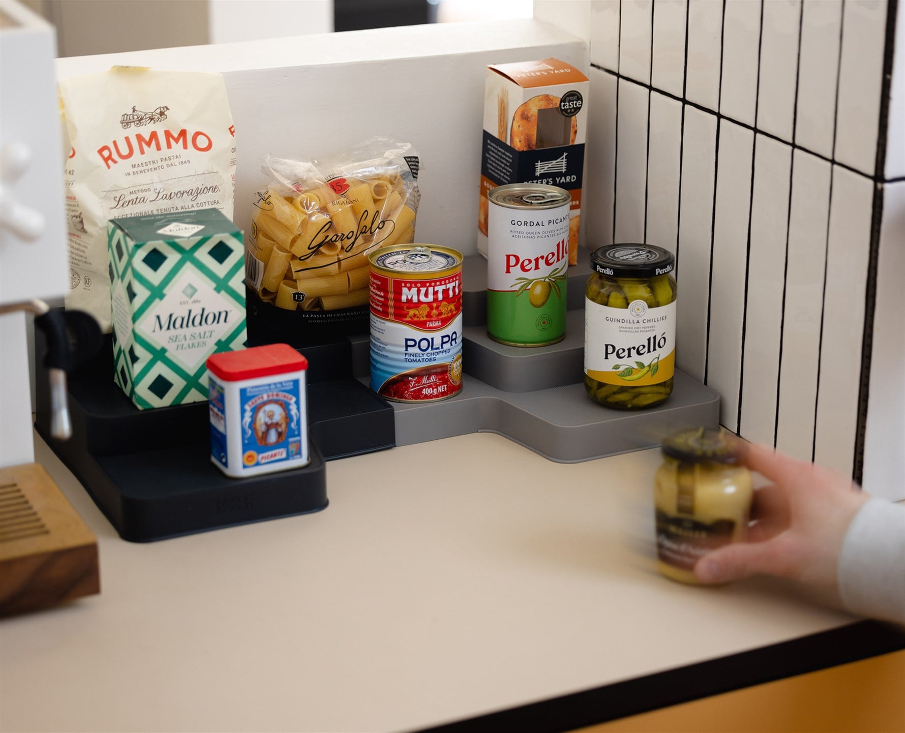 Joseph Joseph CupboardStore™ Genişletilebilir Katlı Düzenleyici - Gri