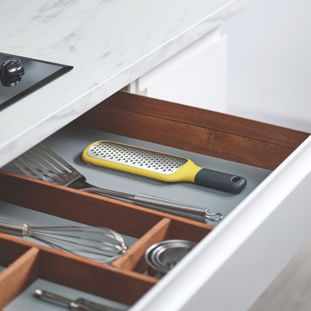 Joseph Joseph Grip Grate Paddle Peynir Rendesi - SarıRendeler