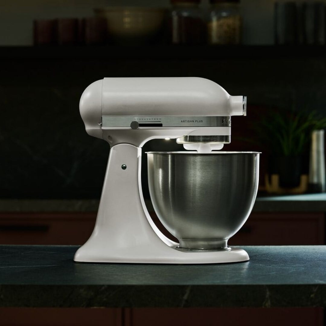 KitchenAid Artisan Plus 4,7 L Oynar Başlıklı Stand Mikser - Porcelaın Whıte4,7 L Stand Mikser