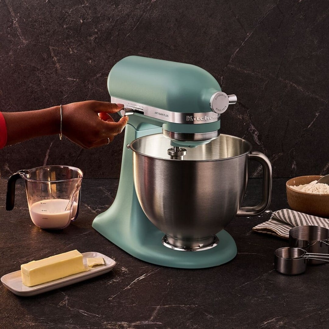 KitchenAid Artisan Plus 4,7 L Oynar Başlıklı Stand Mikser - Mınt Julep4,7 L Stand Mikser