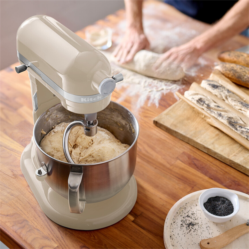 KitchenAid Artisan 6,6 L Kaldırılabilir Kaseli Stand Mikser - 5KSM70SHX