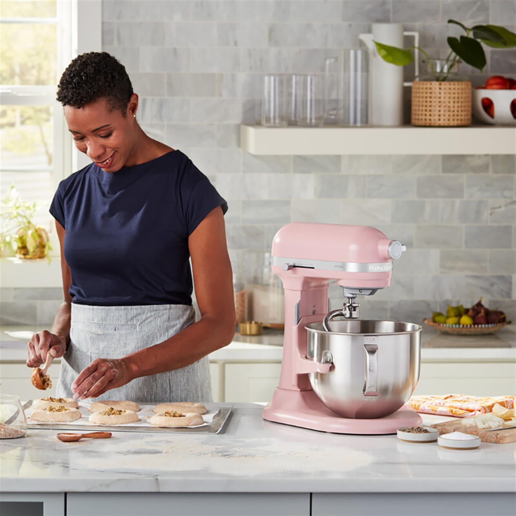 KitchenAid Artisan 6,6 L Kaldırılabilir Kaseli Stand Mikser - 5KSM70SHX