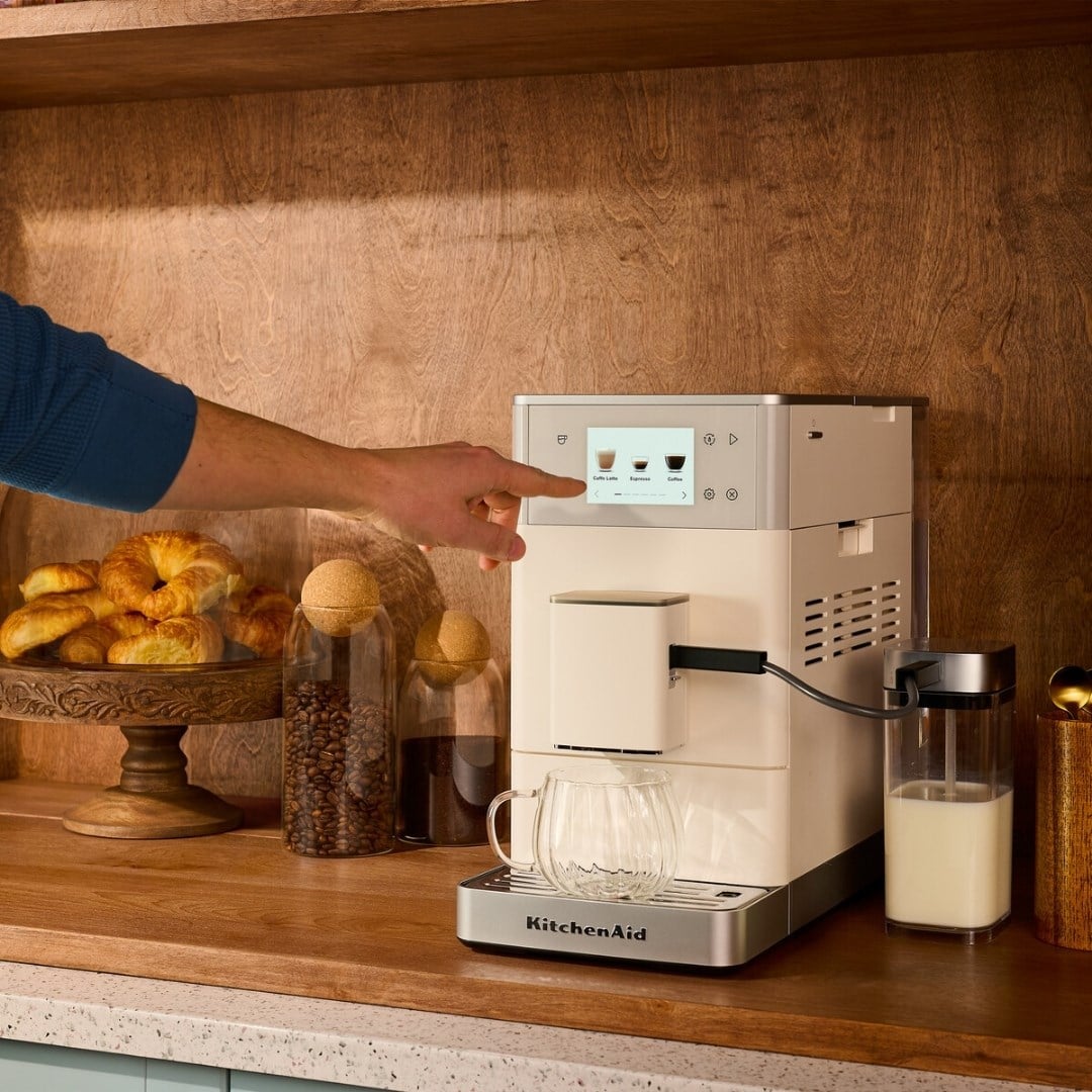 KitchenAid Tam Otomatik Espresso Makinesi KF4 Buzlu Kahve Özellikli - Porcelain WhiteEspresso Makinesi