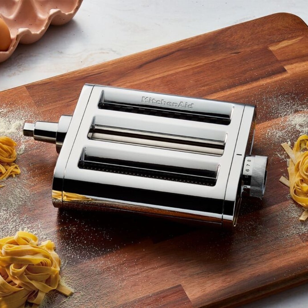 KitchenAid 3in1 Makarna Açma ve Kesme Aparatı Chromed Steel - 5KSM3MPAStand Mikser Aparatları