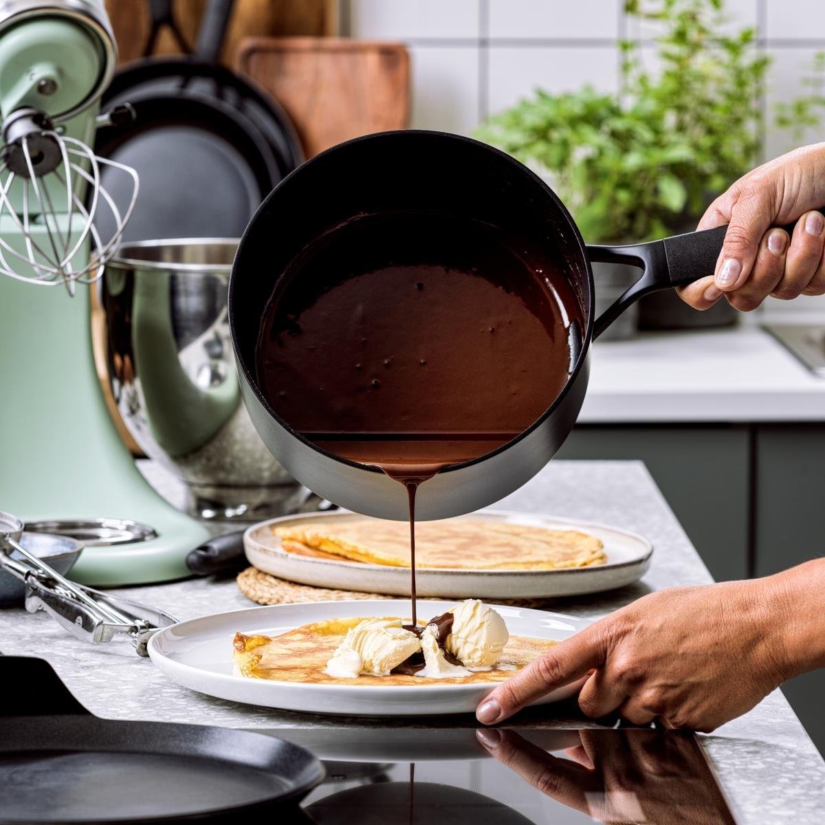 KitchenAid Classic Alu Seramik Kaplama Sos Tenceresi 20 cm 3.1 LTencereler