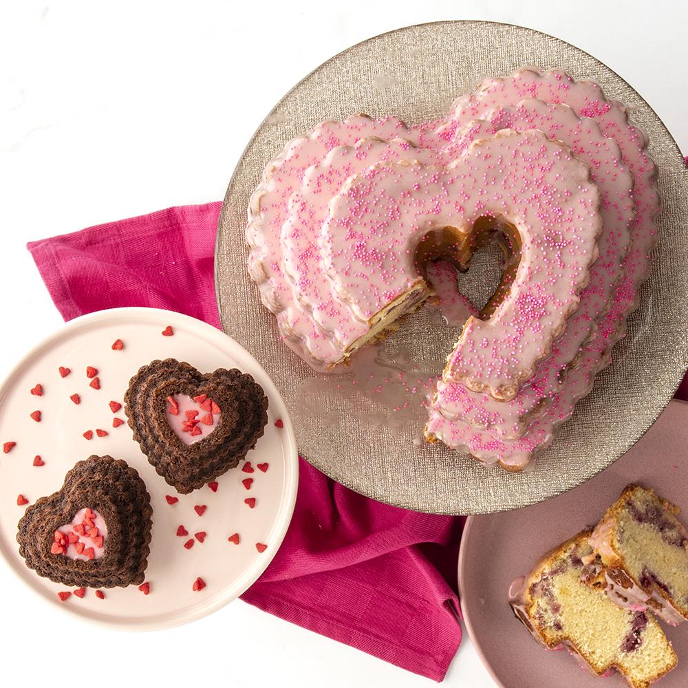 Nordicware 6´lı Mini Kalp Kek KalıbıCHEF&CO