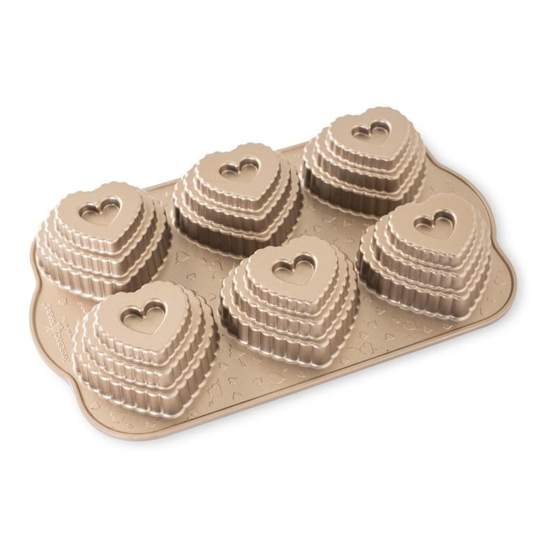 Nordicware 6´lı Mini Kalp Kek KalıbıCHEF&CO