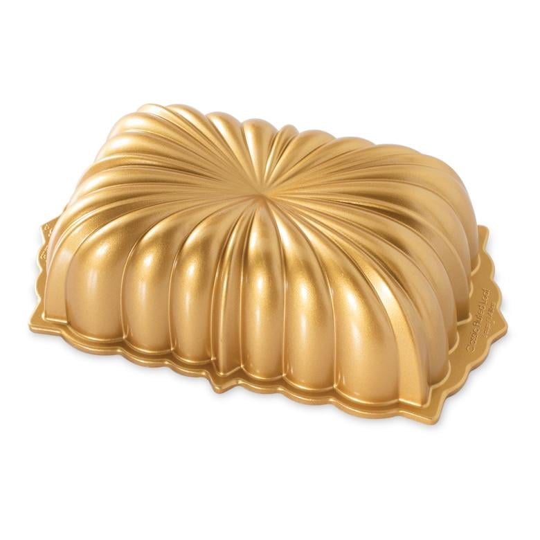 Nordicware Klasik Çizgili Kek KalıbıCHEF&CO