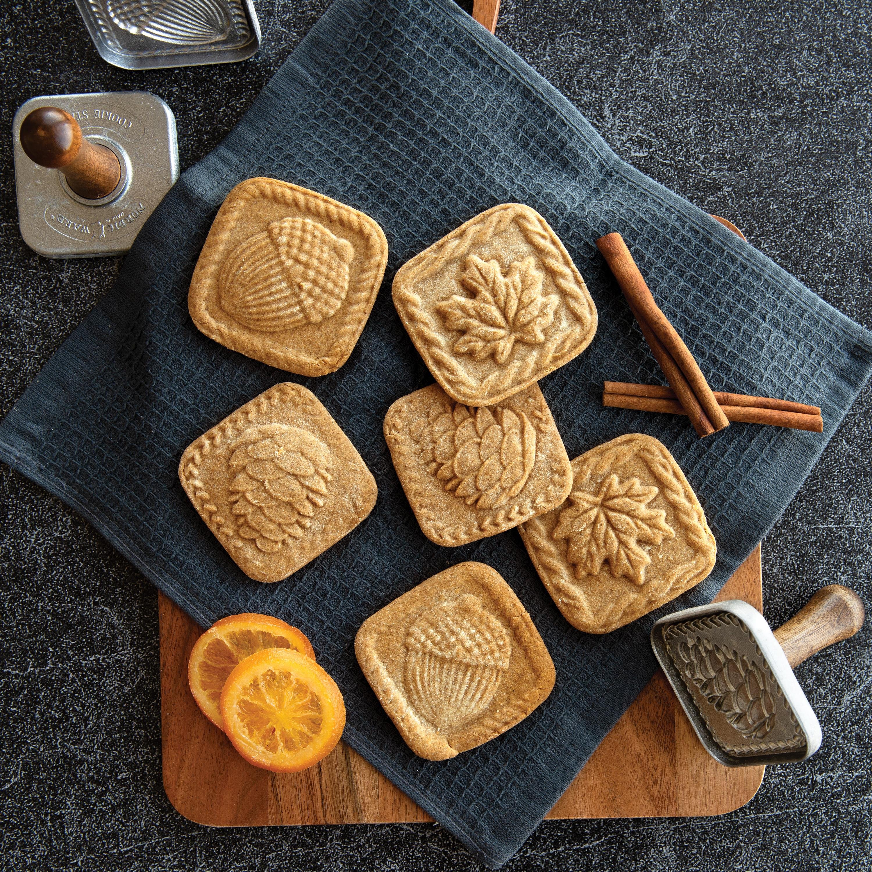 Nordicware Sonbahar Ormanı Kurabiye DamgasıCHEF&CO