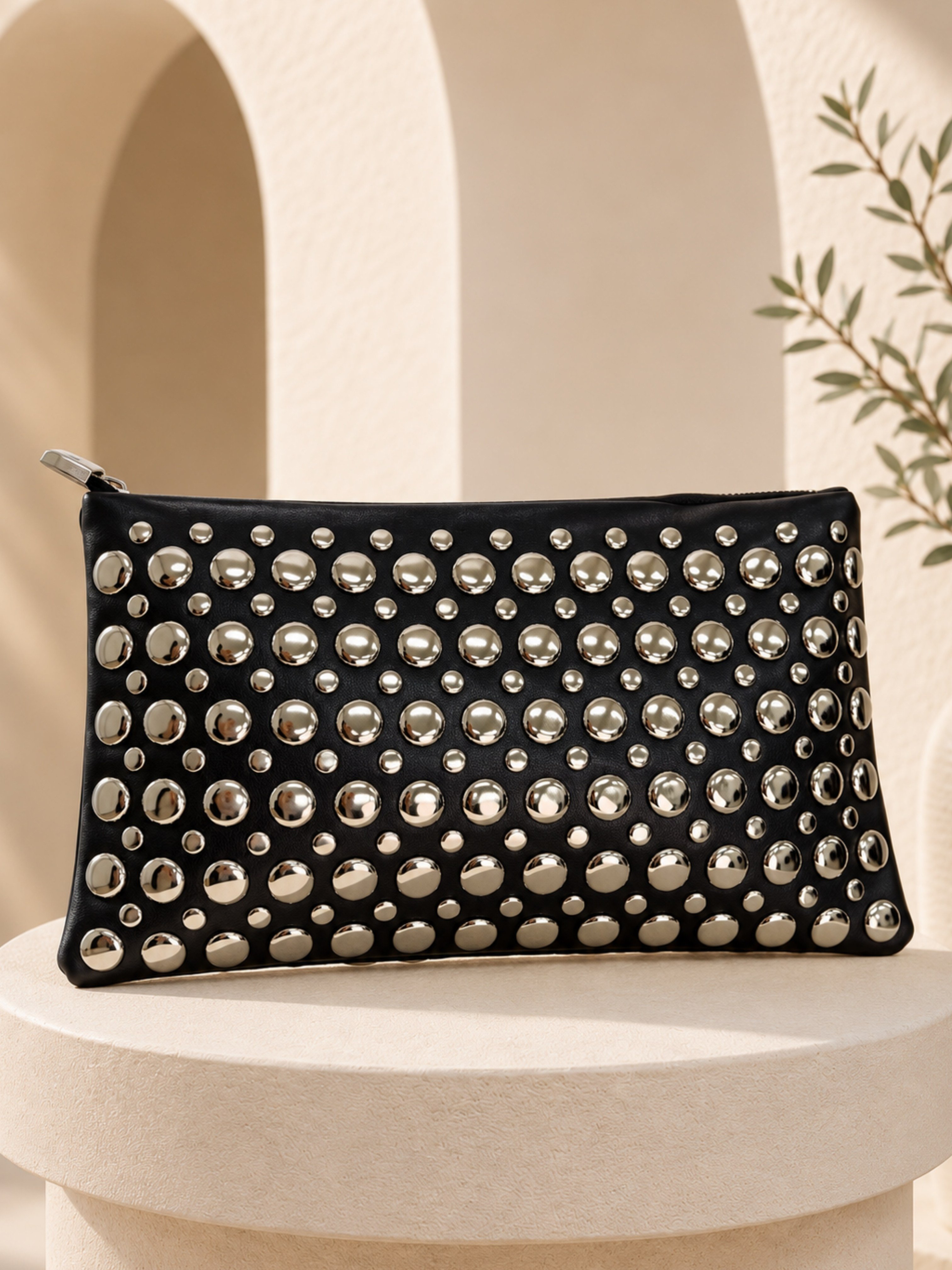 ÇANTA Zımbalı Clutch Çanta
