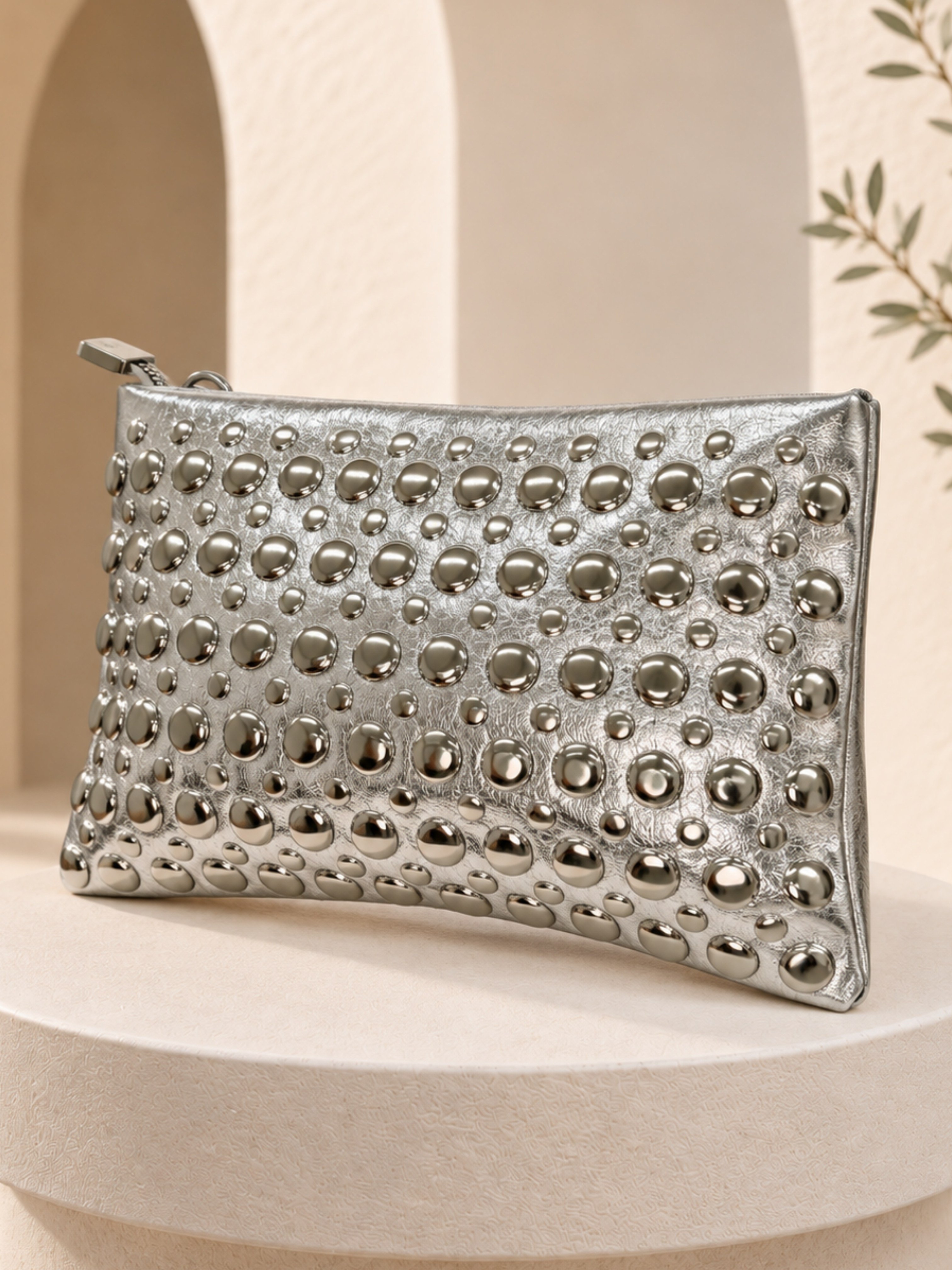 ÇANTA Zımbalı Clutch Çanta