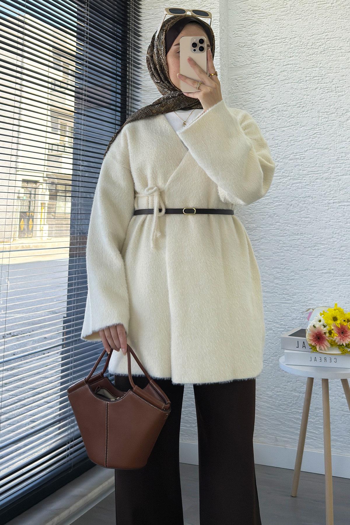 Anvelop Bağlamalı Yumoş Triko Kimono – Ekru