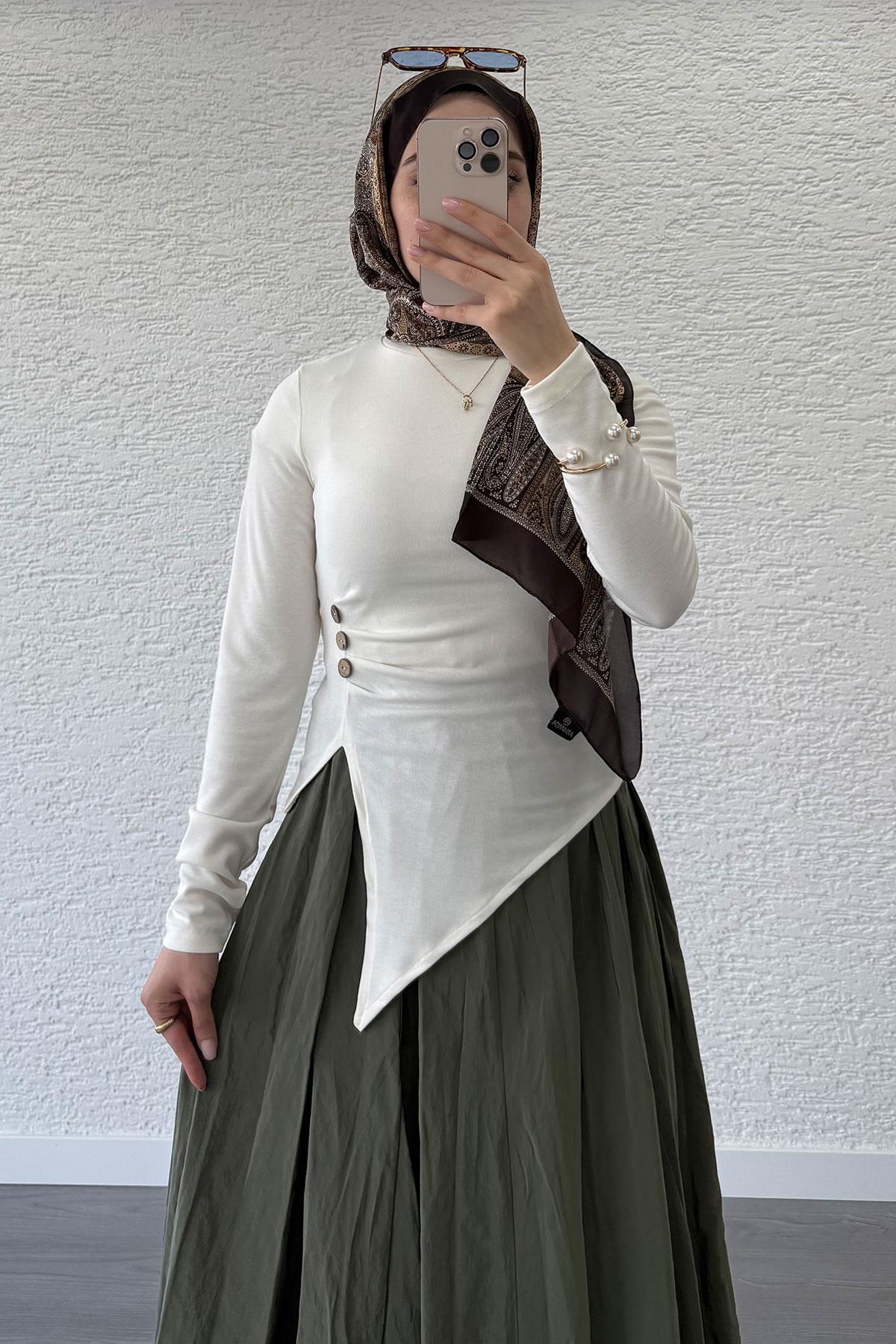 Asimetrik Kesim 3 Düğmeli Bluz-Ekru