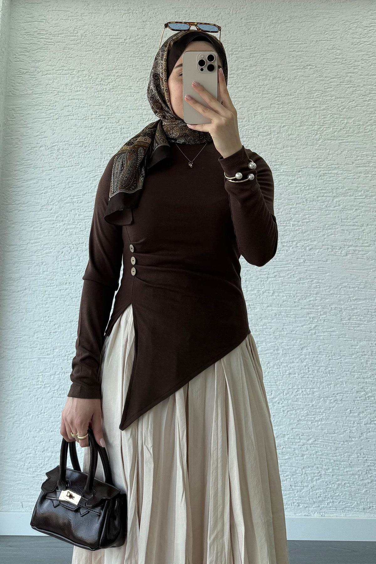 Asimetrik Kesim 3 Düğmeli Bluz-Kahverengi