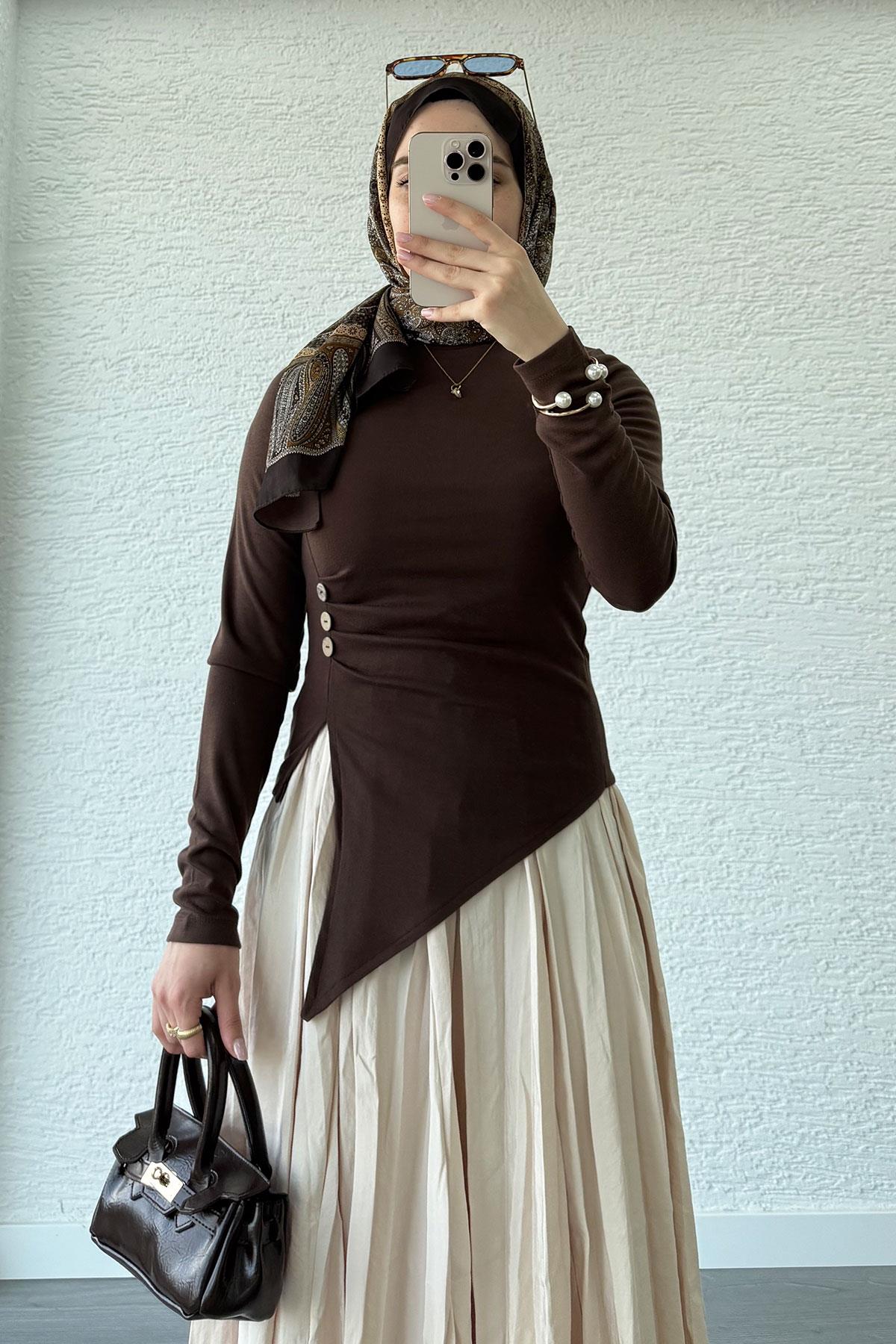 Asimetrik Kesim 3 Düğmeli Bluz-Kahverengi