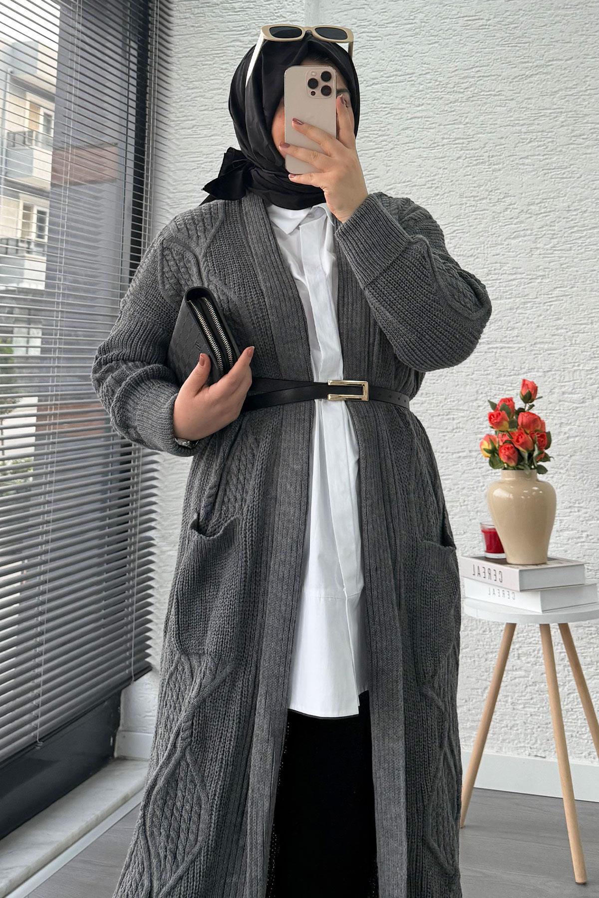 Baklava Desen Uzun Triko Kadın Hırka – Antrasit