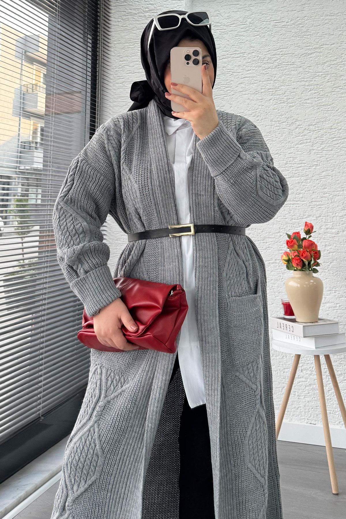 Baklava Desen Uzun Triko Kadın Hırka – Gri