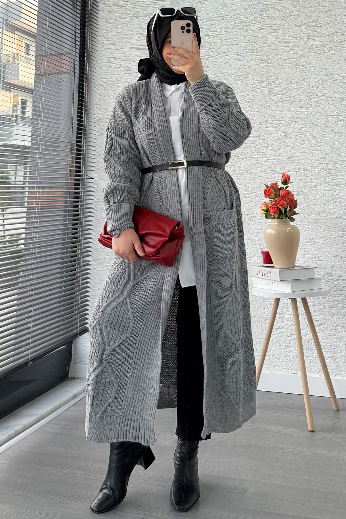 Baklava Desen Uzun Triko Kadın Hırka – Gri