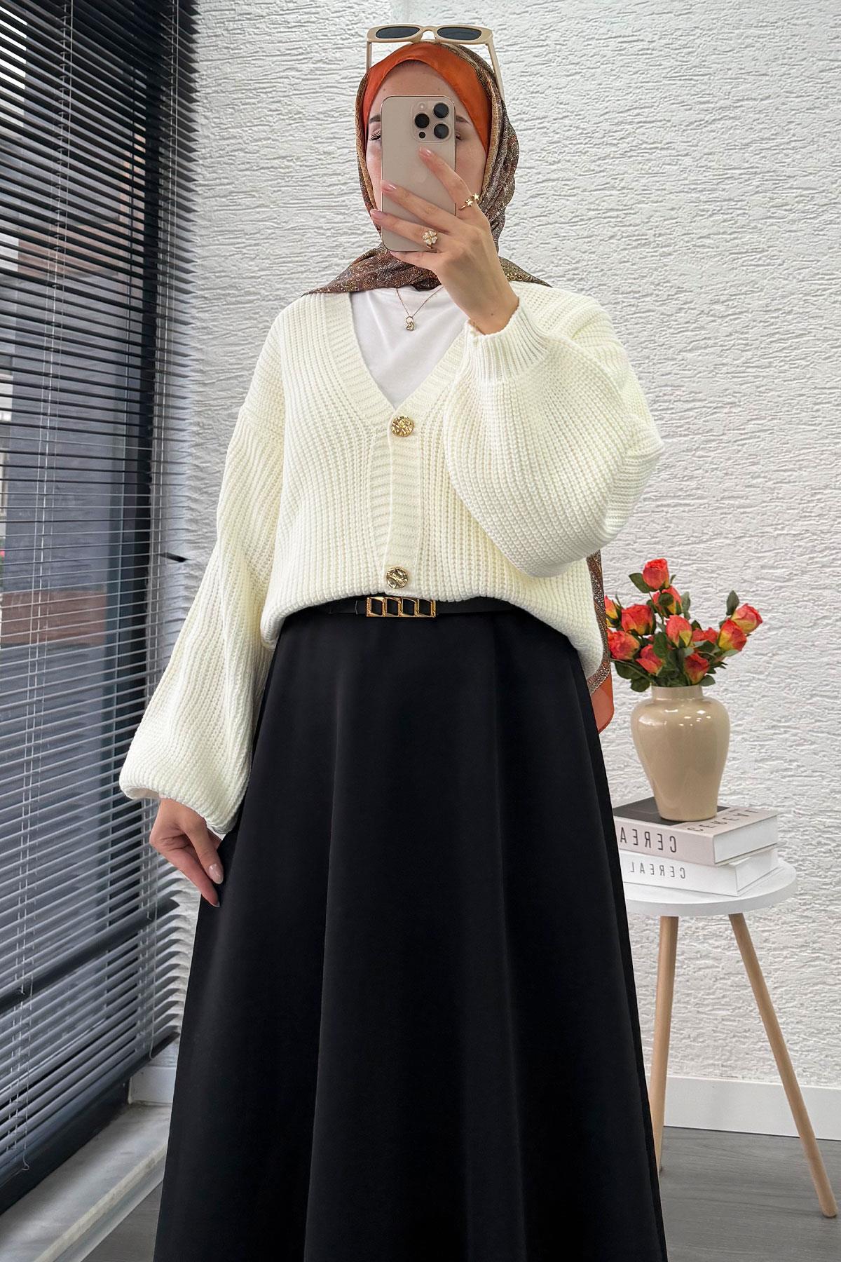 Balon Kol Gold Düğmeli Triko Hırka – Ekru