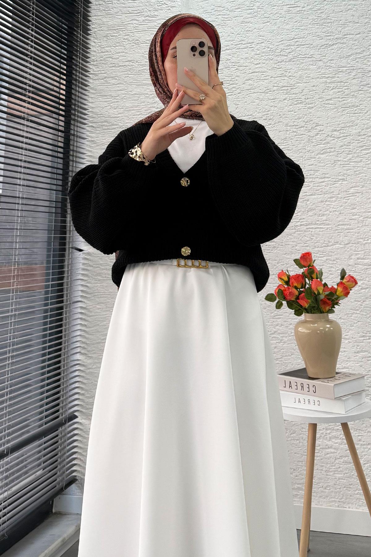 Balon Kol Gold Düğmeli Triko Hırka – Siyah