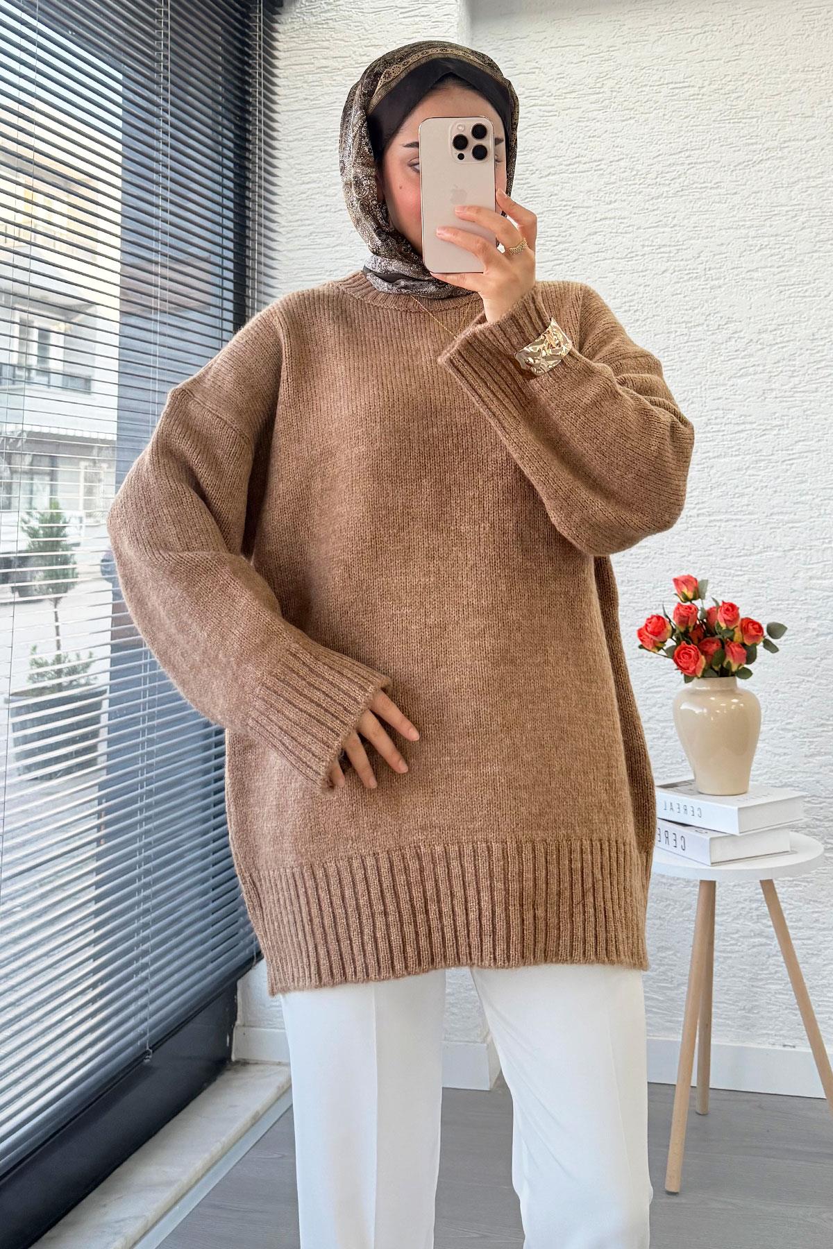 Basic Oversize Triko Kazak – Camel