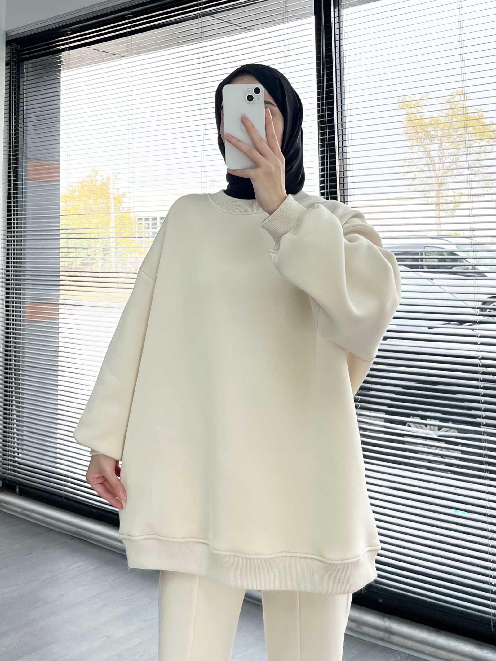 Bej Rahat ve Şık Kadın İkili Eşofman Takımı