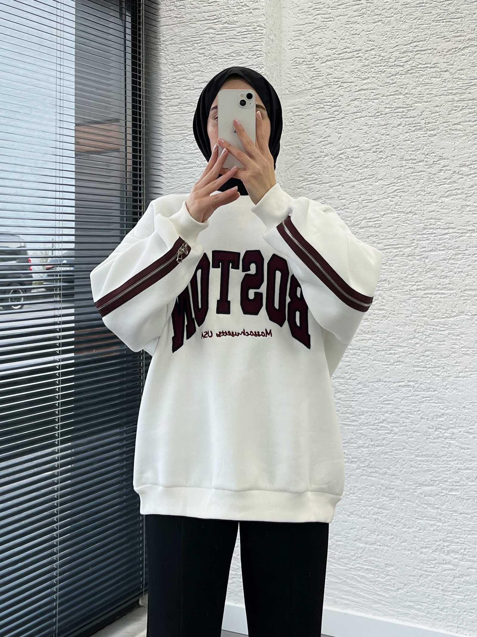 Beyaz Arka Fermuarlı Oversize Kadın Sweat