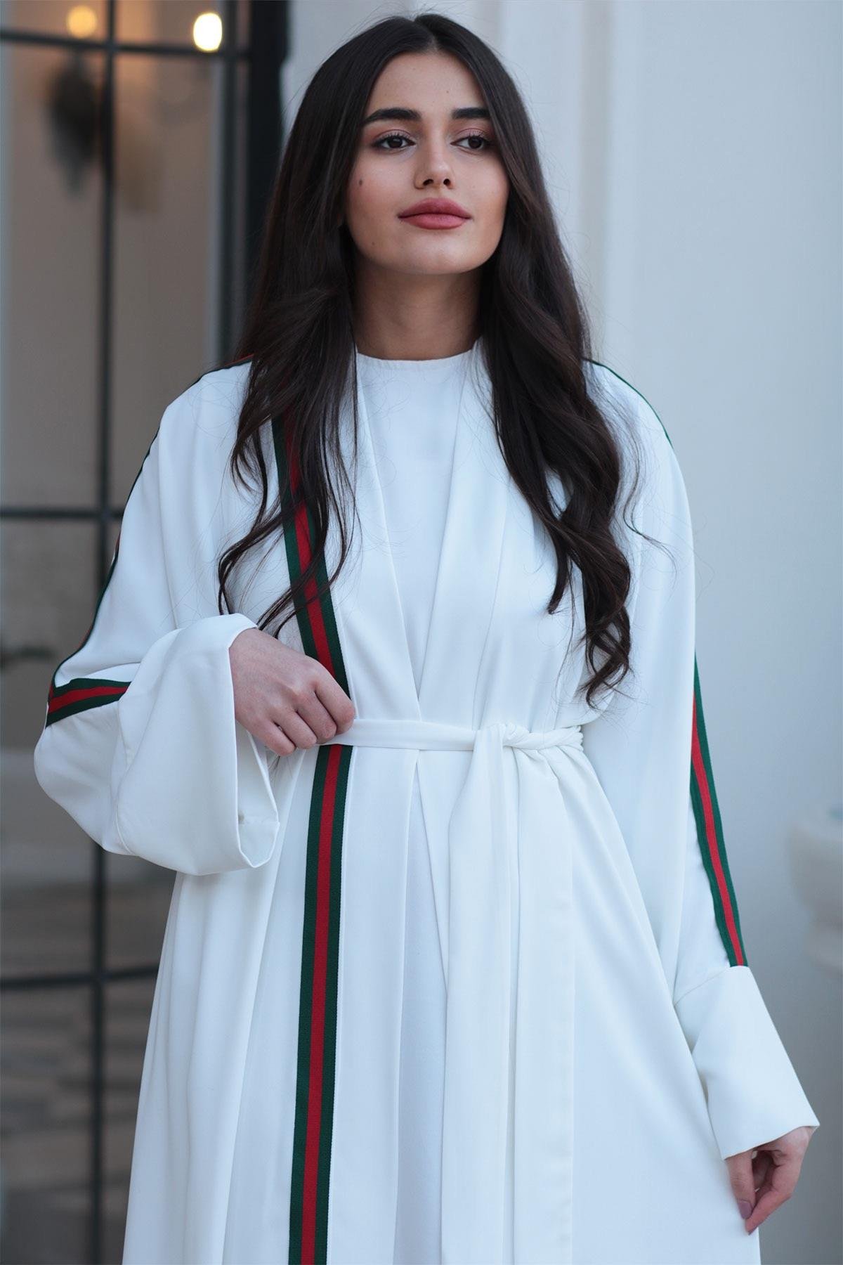 Beyaz G.cci Şeritli Abaya