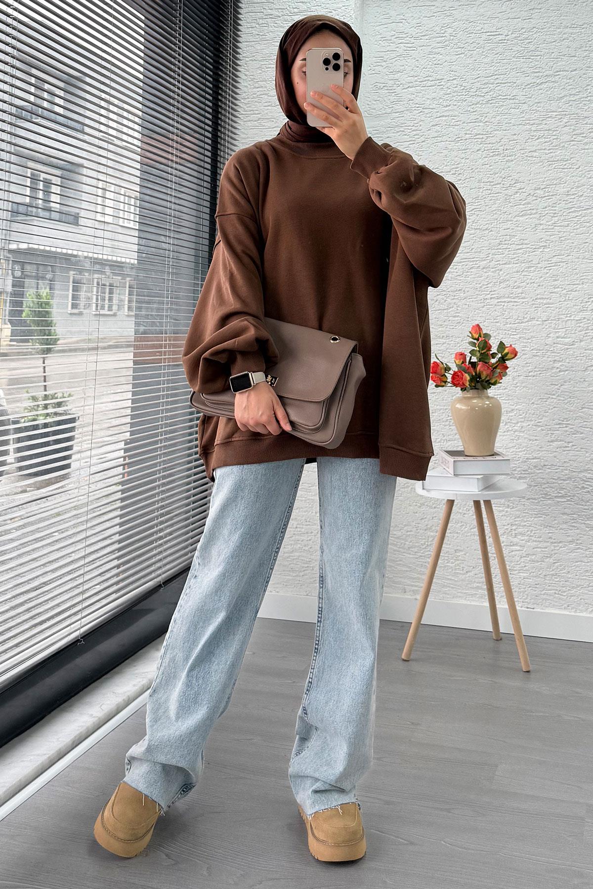 Bisiklet Yaka Oversize Kadın Sweat – Kahverengi