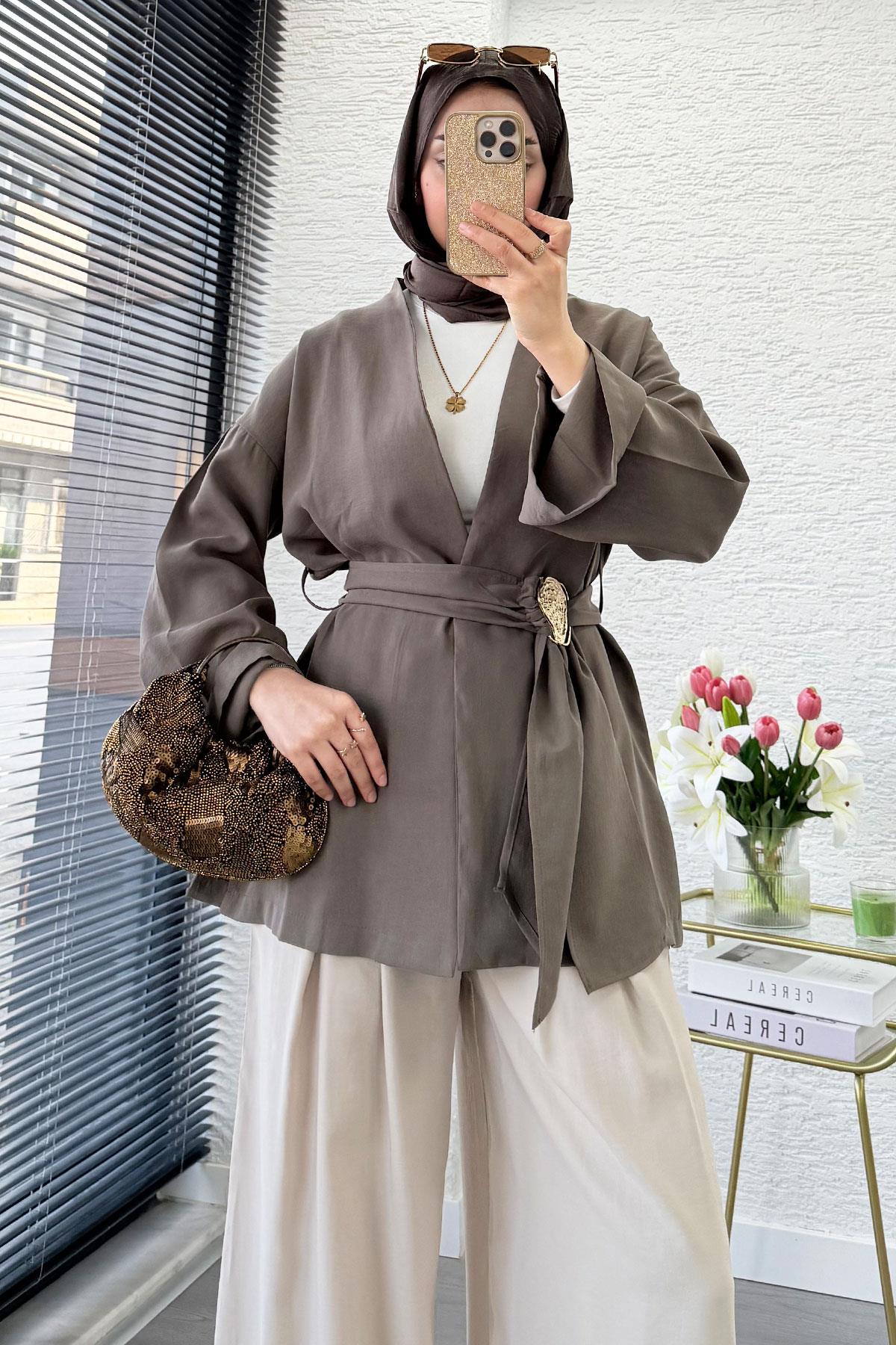 Bronş Kemerli Kruvaze Yaka Modal Kimono - Haki