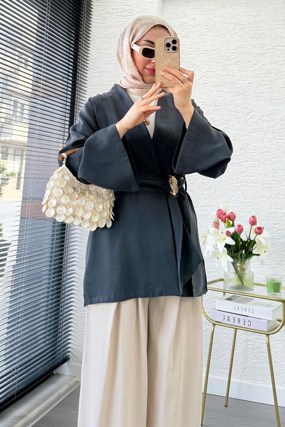 Bronş Kemerli Kruvaze Yaka Modal Kimono - Füme