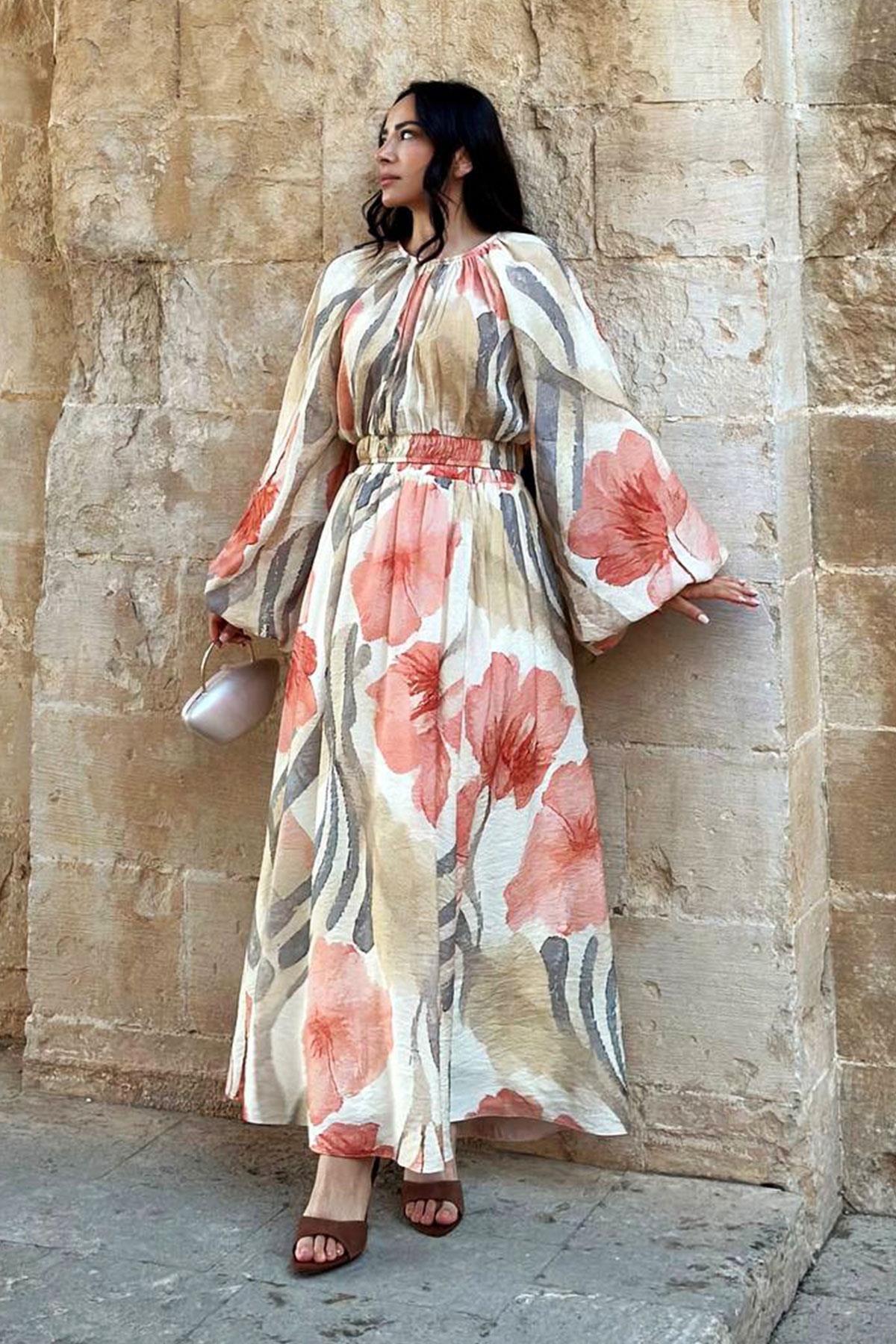 Çiçek Desenli  Etekli Takım-Bej