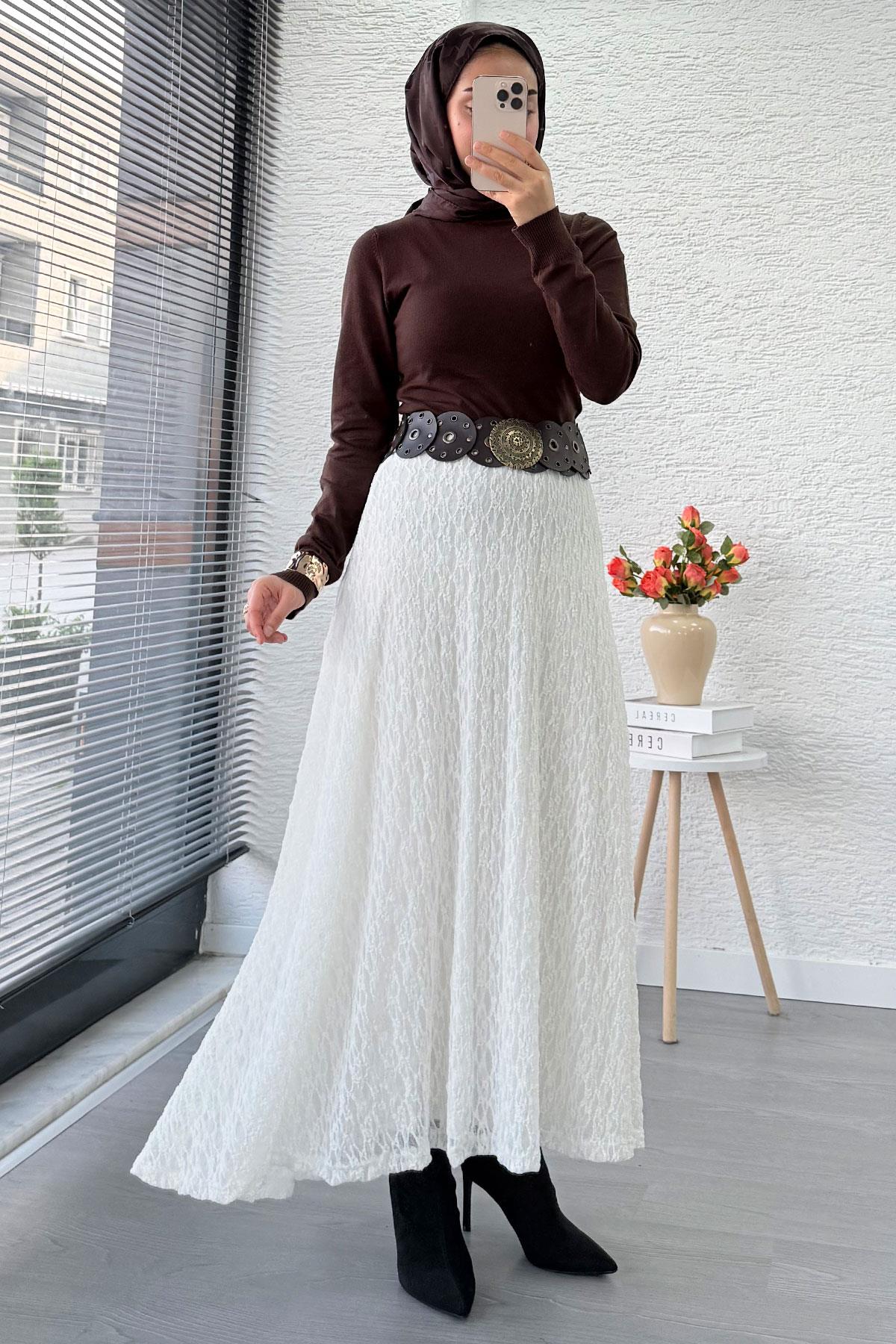 Dantel Dokulu Kloş Uzun Etek – Beyaz