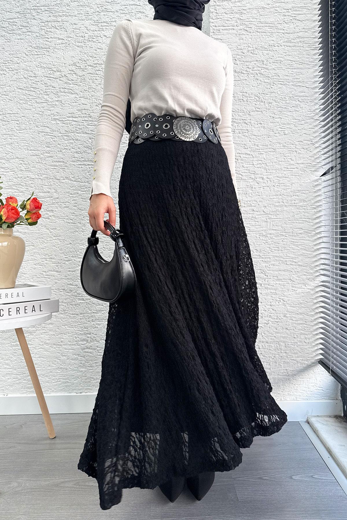 Dantel Dokulu Kloş Uzun Etek – Siyah