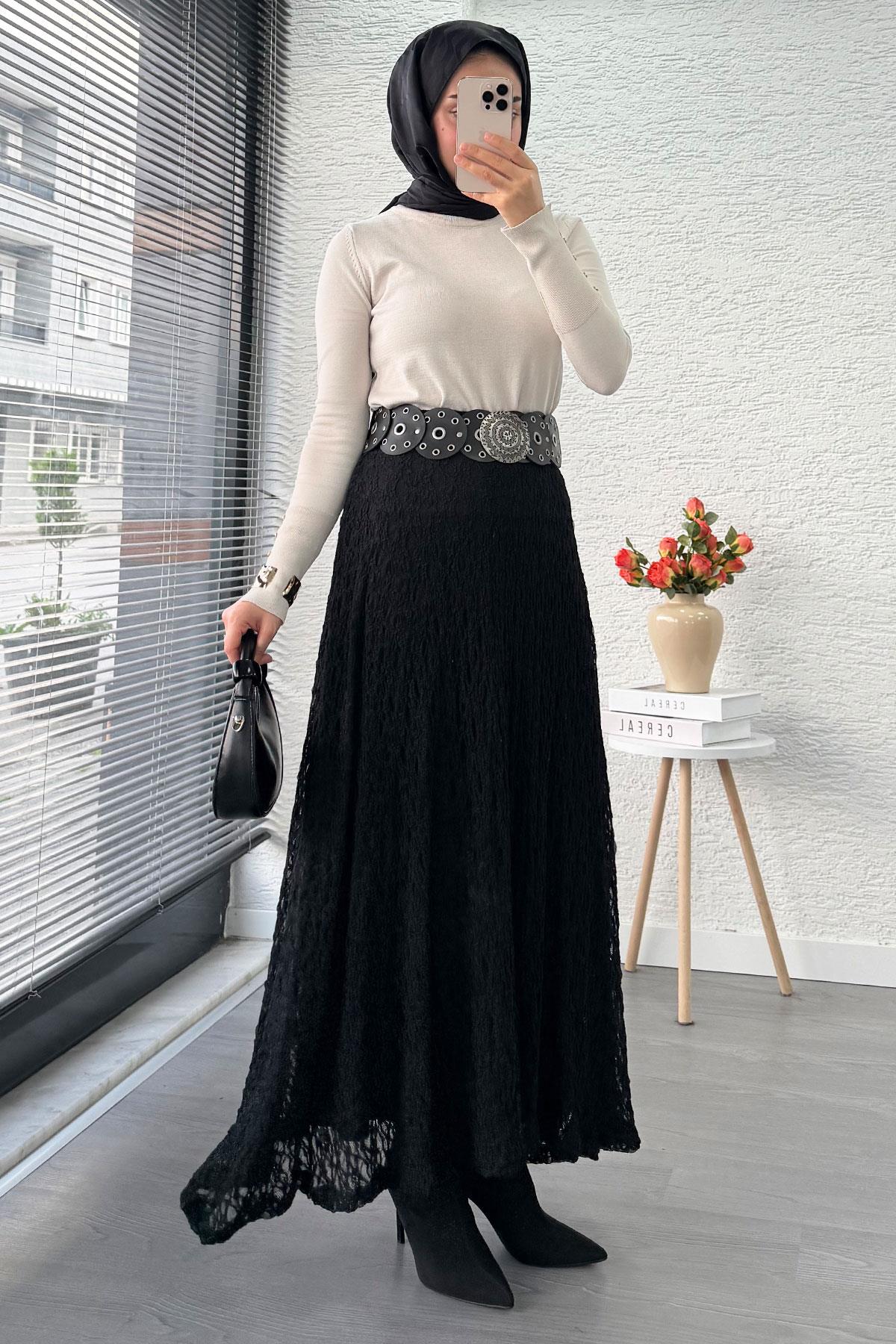 Dantel Dokulu Kloş Uzun Etek – Siyah