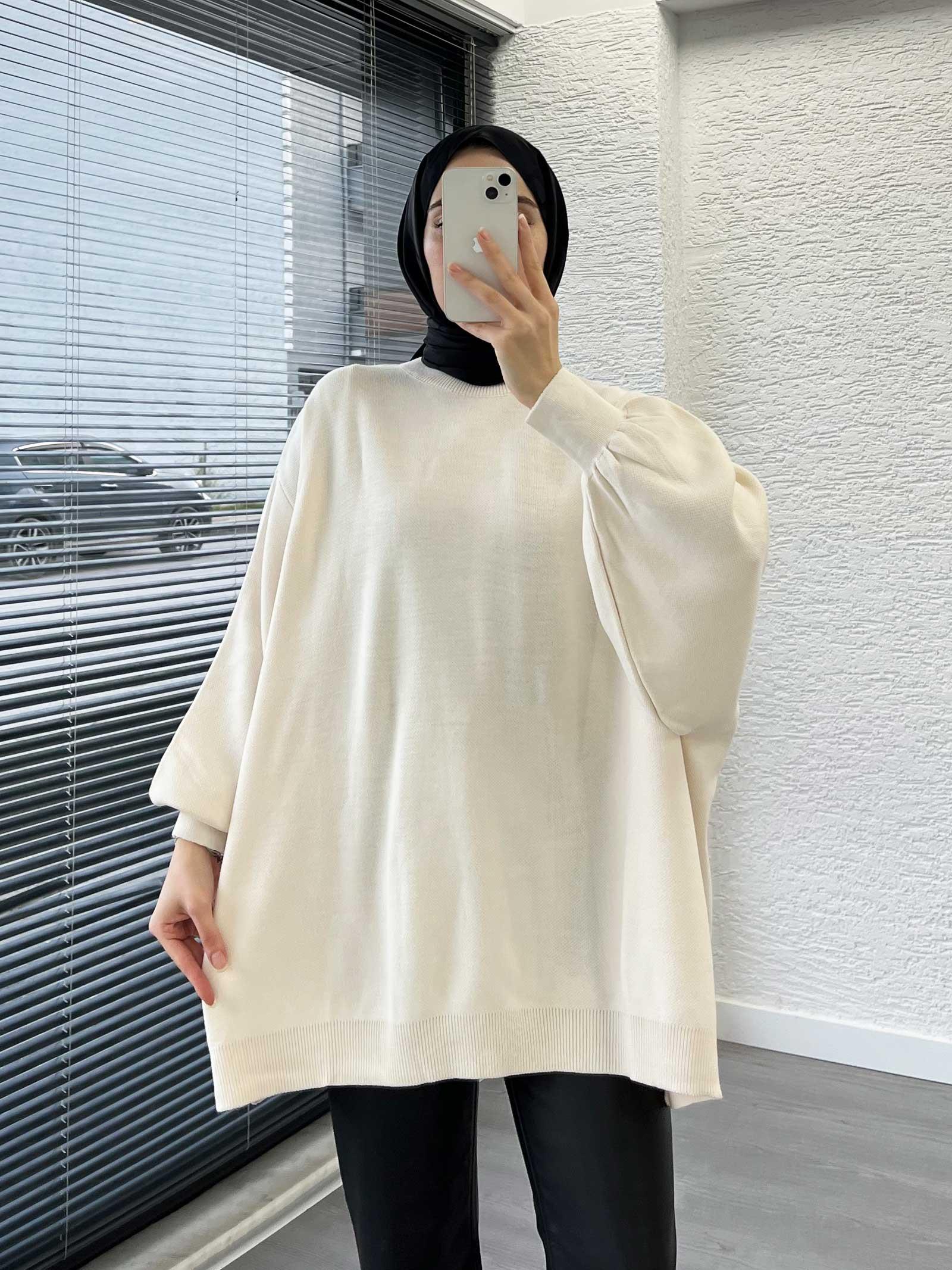 Ekru Yarasa Kollu Oversize Kadın Kazak