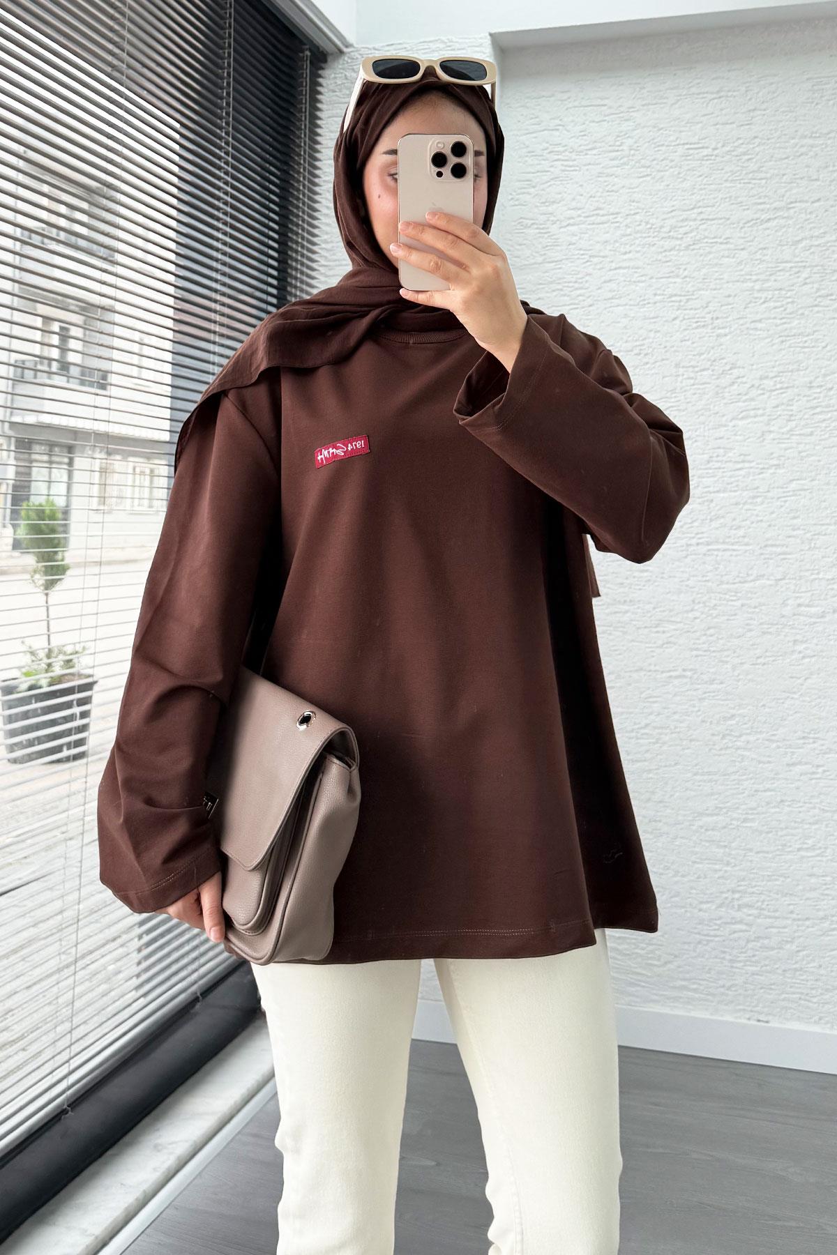 Etiket Detaylı Oversize Kadın Sweat – Kahverengi
