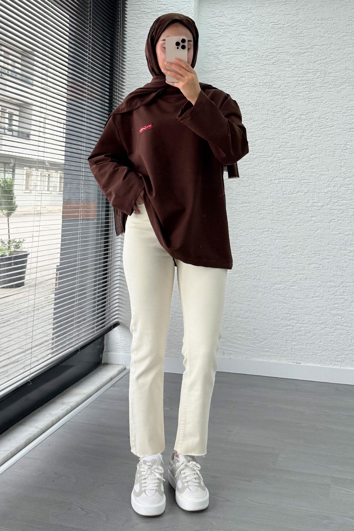 Etiket Detaylı Oversize Kadın Sweat – Kahverengi