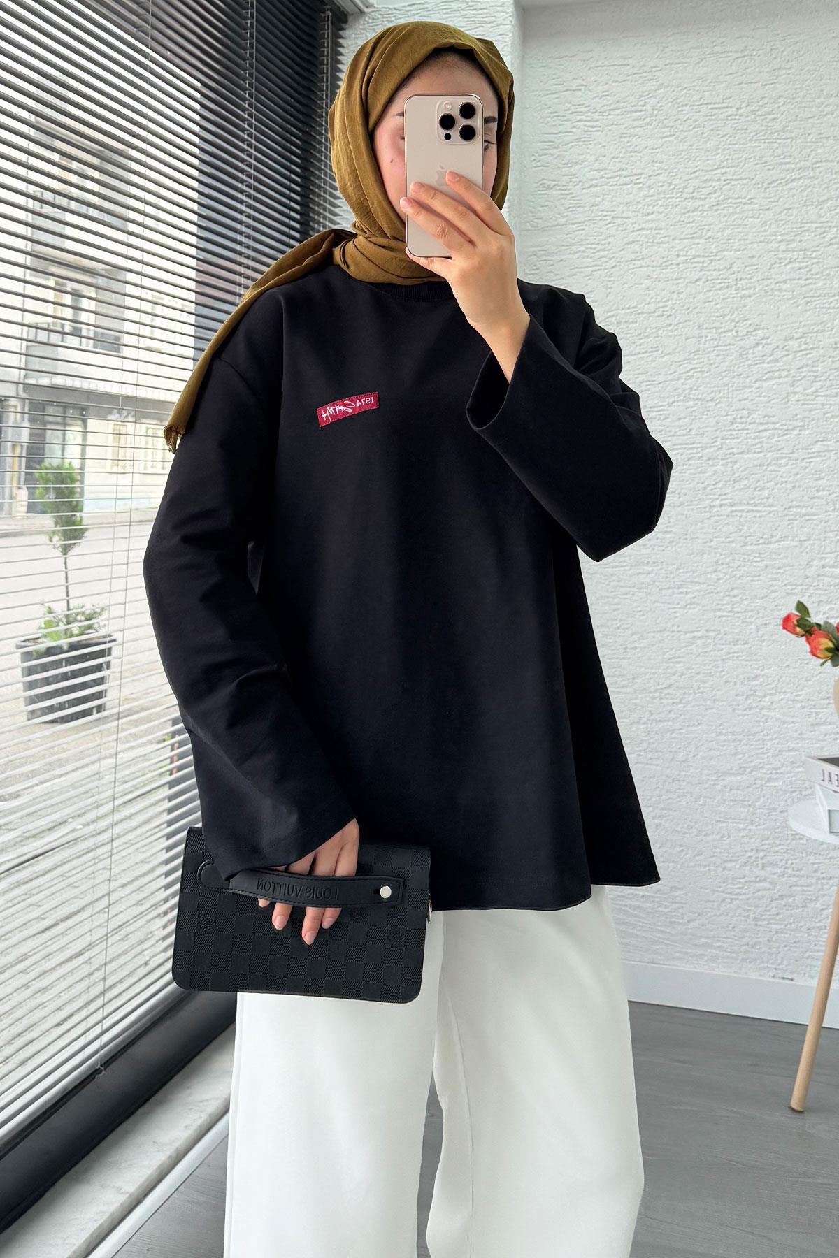 Etiket Detaylı Oversize Kadın Sweat – Siyah
