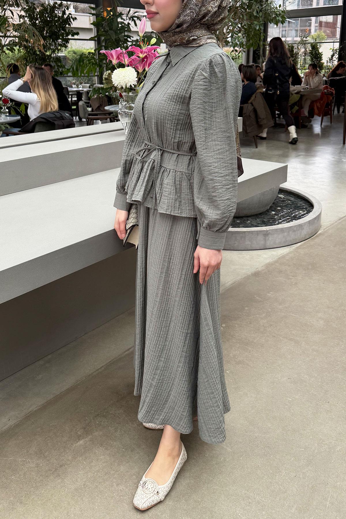 Fırfır Detaylı Gömlekli Gofre Etekli İkili Takım - Haki